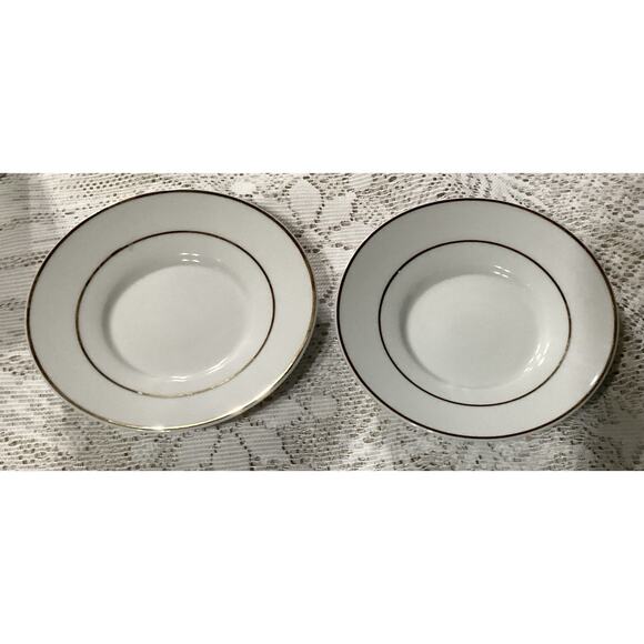 Set Of 4 I. Godinger And Co. White With Gold Trim Demitasse Cups And Saucers - Picture 7 of 9